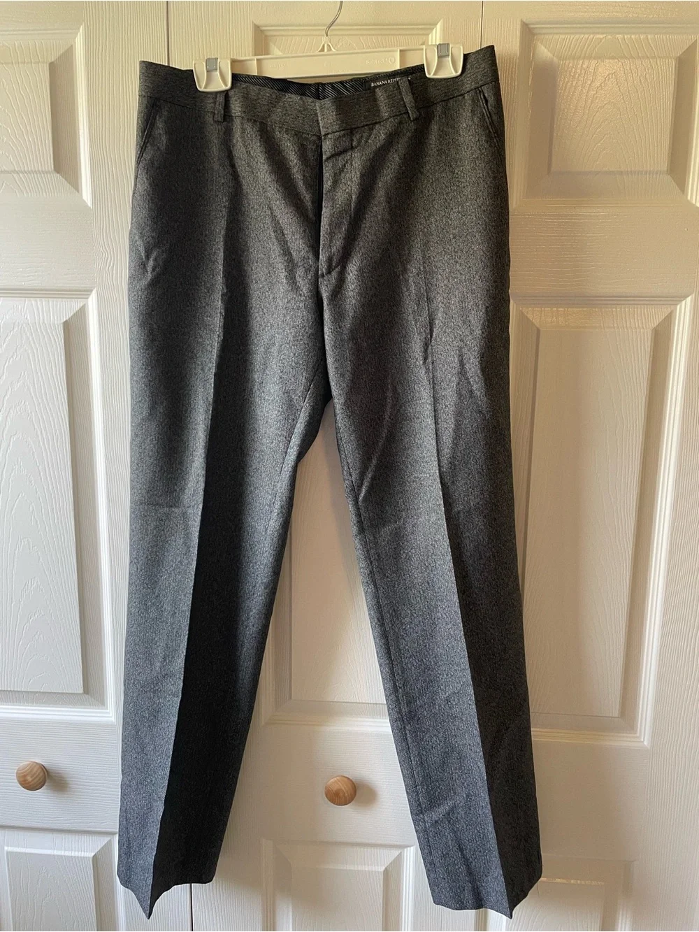 Banana Republic men’s tailored fit pants 33x32